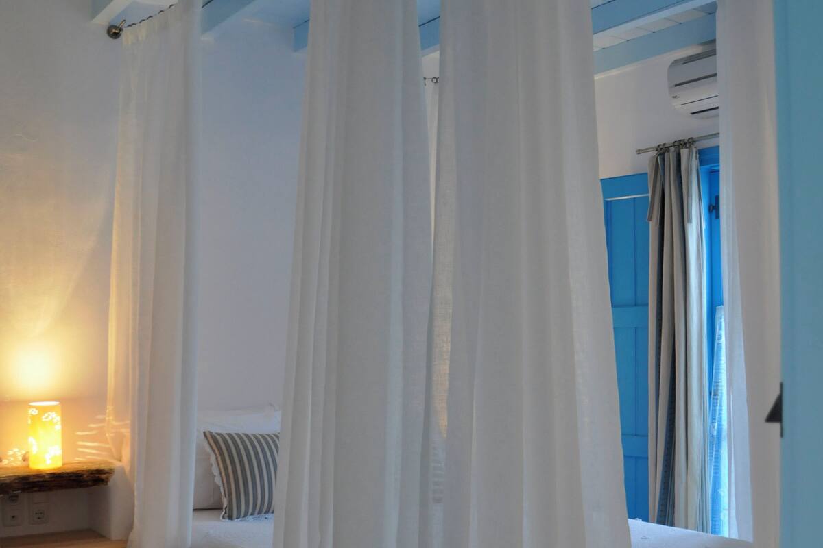 Two Bedroom Villa with Sea View | Erato | V3D | 埃及棉床單、高級寢具、客房內保險箱、隔音