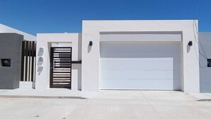 Front of property - Casa San Besitos by Kivoya (Puerto Peñasco)