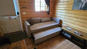 TV - Alaska Summers Lodge Cabin 5-Near Mouth of Kasilof River (Cohoe)