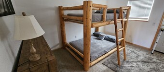 Alaska Summers Lodge Cabin 6-Near Mouth of Kasilof River