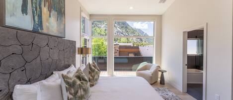 Estudio (3 Bedrooms) | Servicio de la propiedad
