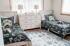 5 chambres, fer et planche à repasser