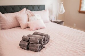 5 camere, ferro/asse da stiro