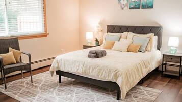 5 bedrooms, iron/ironing board