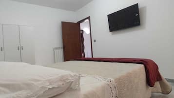 2 Schlafzimmer, Bügeleisen/Bügelbrett, kostenloses WLAN, Bettwäsche