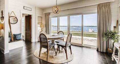 Buckeye Lake Home - Lake Chillin' on the open water w/ dock, hot tub & toys..!