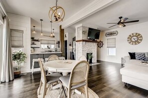 Dining - Buckeye Lake Home - Lake Chillin' on the open water w/ dock, hot tub & toys..! (Millersport)