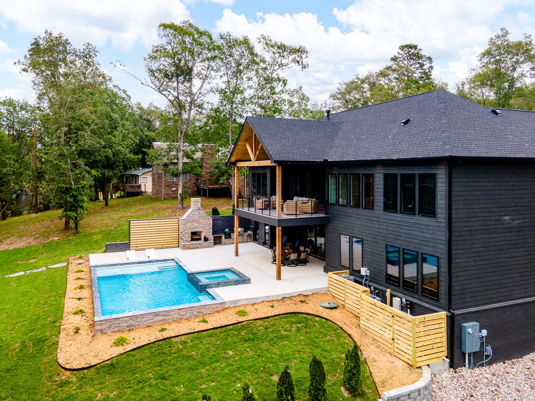 Et oppvarmet basseng