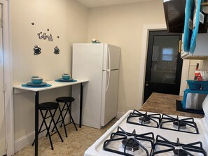 Private kitchen - Cozy Baltimore Woods (Baltimore)