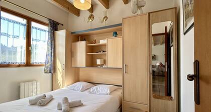 Manureva, Maison de Campagne Pour 8 Personnes