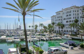 Marina