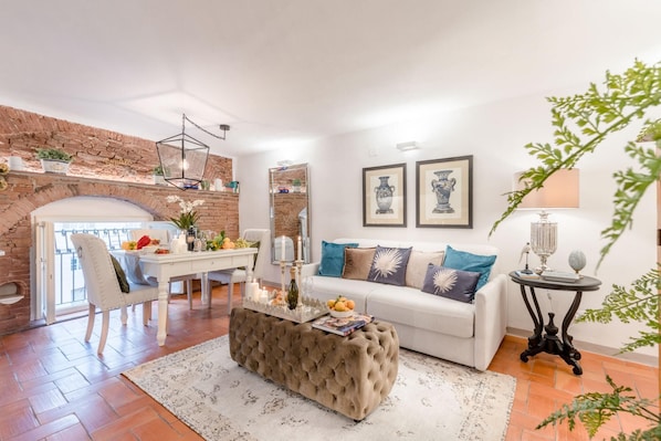 House | 1 bedroom