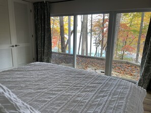 4 soverom, strykejern/-brett, wi-fi og sengetøy