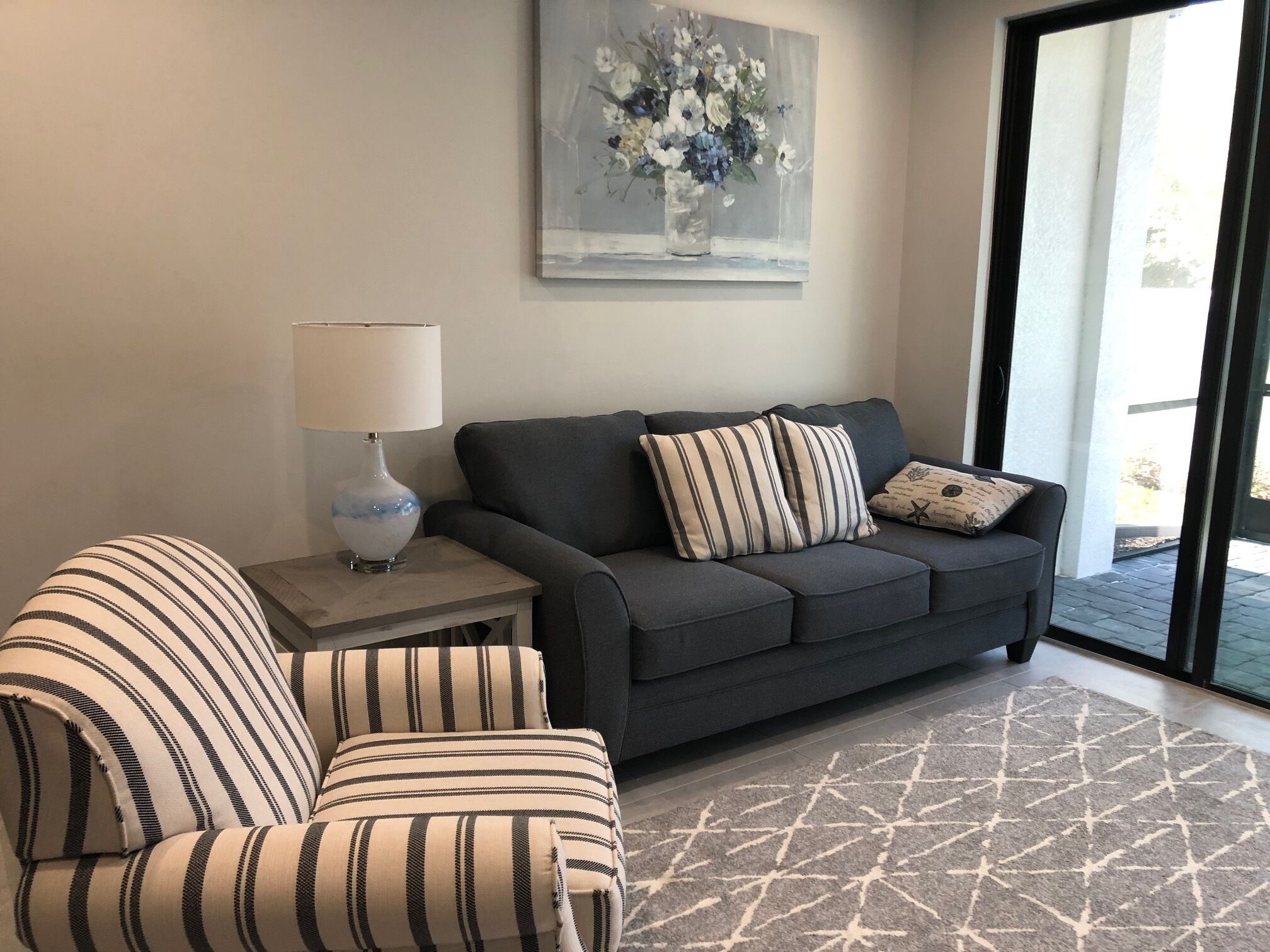 Naples Florida Townhome drive close to beaches and world class shopping. 