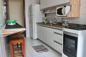 Apartment | Private kitchen | Fridge, microwave, oven, blender