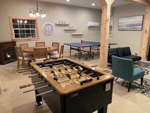 Spielezimmer