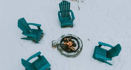 Sunset Chalet Lakefront Hot Tub Game Room