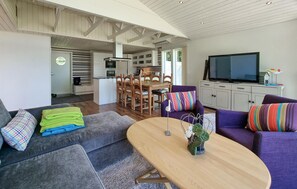 Living area - 2 bedroom nice home in Lövsjö (Lövsjö)