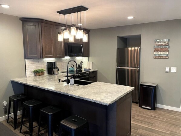 Fridge, microwave, oven, stovetop - Luxury Condo w/ Stunning Views (Dillon)