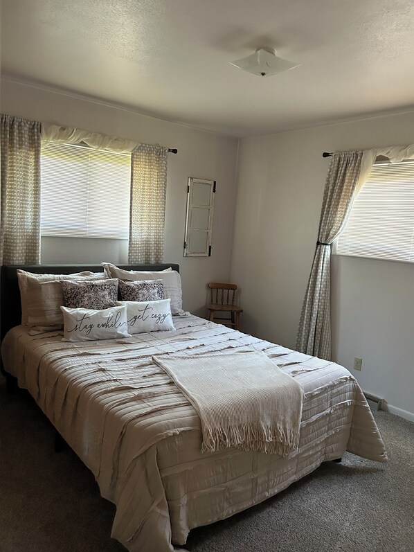 3 bedrooms, iron/ironing board, travel cot, WiFi