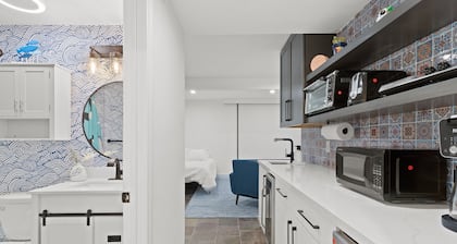 San Diego-Themed Escape Room and Stay