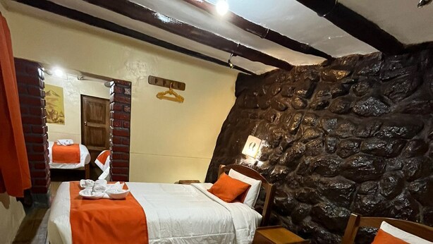 Classic Quadruple Room | WiFi (free) - Hostal Andenes de Alabado (Cusco)
