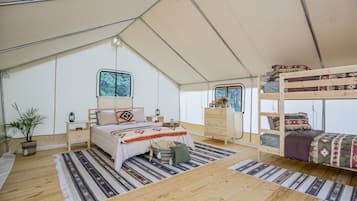 1 室のベッドルーム、アイロン / アイロン台、旅行用ベビーベッド、WiFi