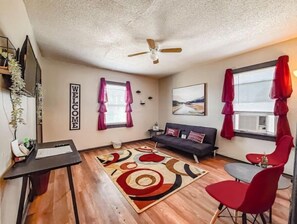 Living area - The Whole Quad Entire Quadplex 4 in 1 Getaway (Memphis)