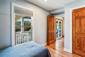 6 bedrooms, WiFi, bed sheets