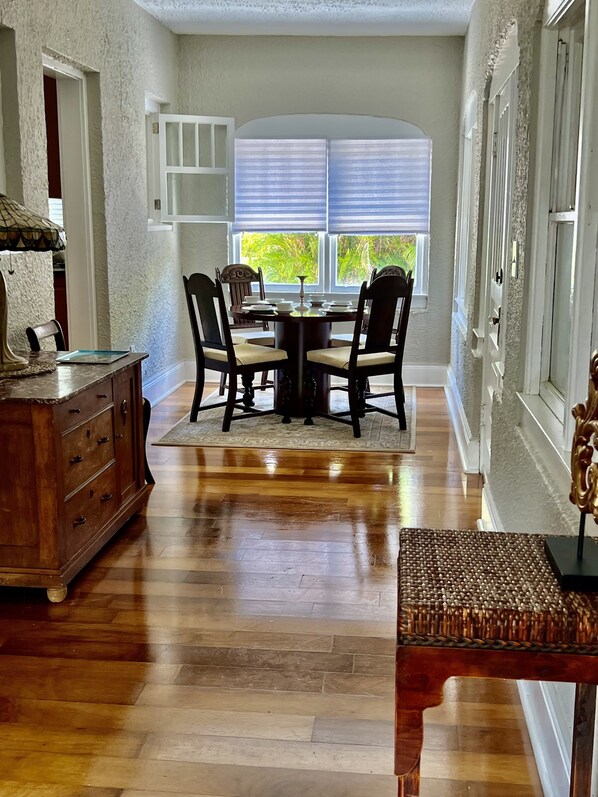 تناول الطعام