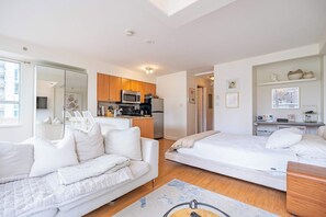 Bügeleisen/Bügelbrett, WLAN, Bettwäsche