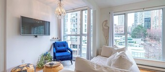 Cozy Unit steps from the Beach