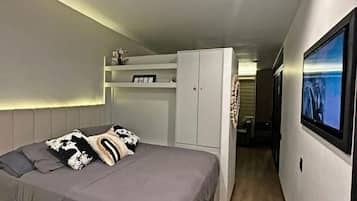 Basic Chalet | Desk, free WiFi, bed sheets