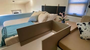 Basic Chalet | 2 bedrooms, desk, free WiFi, bed sheets