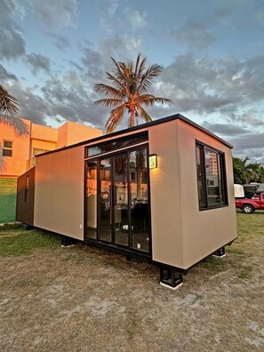 Basic Chalet | Exterior - Lagom Tinys House (Mazatlán)