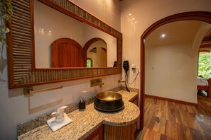 Interior - Villa Lapa Villa Romántica con Hidromasaje a 5 min del Centro de la Fortuna (la fortuna)