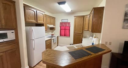 Full house near Yosemite National Park, with spacious rooms and Mountain views.