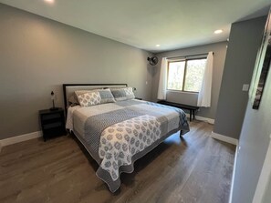 7 bedrooms, iron/ironing board, travel crib, free WiFi - Experience the best of The Colorado Mountains (Lake George)