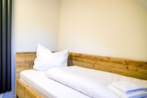 Unclassified image, 3 of 34, button