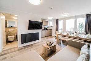 Uklassifisert bilde, 2 av 34, knapp