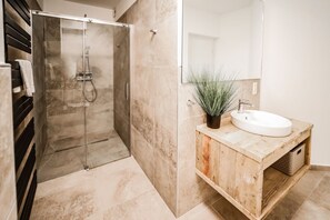 Immagine non classificata, 2 di 21, pulsante