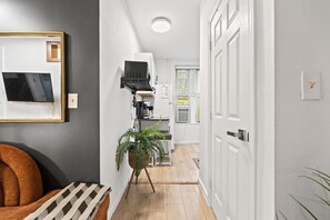 Interior - 2BR In Times Square Near Restaurants (New York)