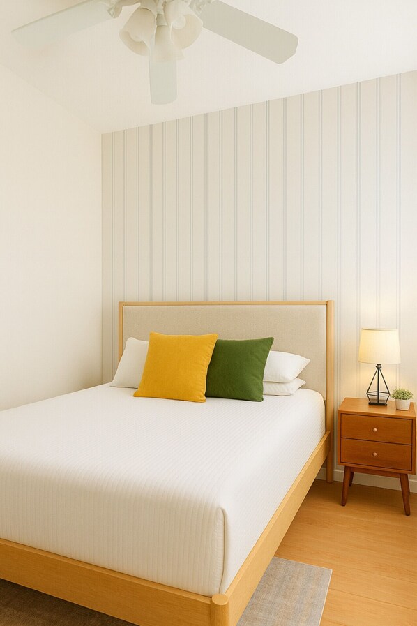 2 bedrooms, desk, iron/ironing board, travel crib - 2BR In Times Square Near Restaurants (New York)