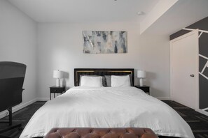 4 bedrooms, desk, iron/ironing board, free WiFi
