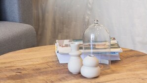 熨斗/熨衫板、可攜式嬰兒床、Wi-Fi、床單