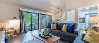 WOW! Fully Updated Golf, Biking/Walking Trail Front, Townhome. Bike Storage.