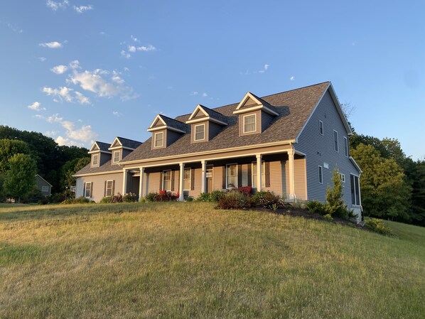 Exterior - The Saratoga Sweet Spot (Saratoga Springs)