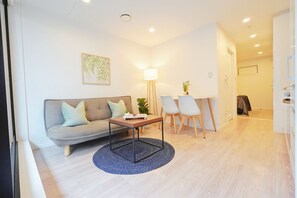 Smart TV - Central Auckland Cozy 1-Bedroom with Pool&Sauna (Auckland)