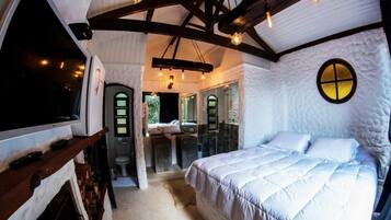 1 quarto, cofres nos quartos, Wi-Fi de cortesia, roupa de cama