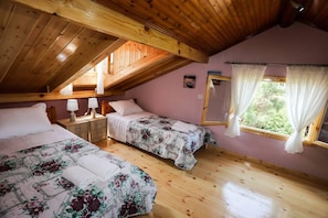 4 quartos, ferros/tábuas de passar roupa, Wi-Fi, roupa de cama